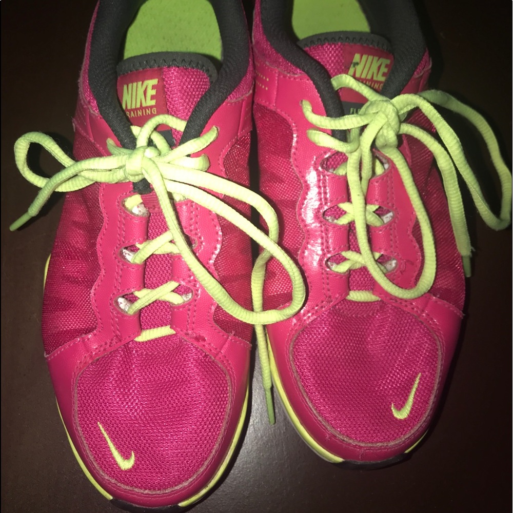 Nike Training Flex TR2 Shoes (pink)